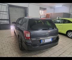 Opel Astra 1.6 gpl unico prop 2010