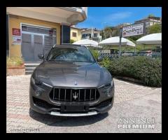 Maserati Levante pacchetto sport pelle tetto