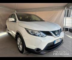 Nissan Qashqai 1.5 dCi DPF Visia - 3