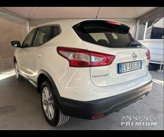 Nissan Qashqai 1.5 dCi DPF Visia - 18