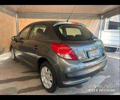 Peugeot 207 Plus 1.4 8V 75CV 5p. ECO GPL - 13