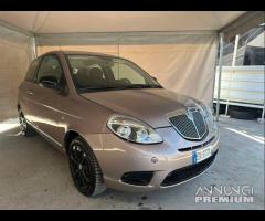 Lancia Ypsilon 1.2 69 CV 5 porte S&S Platinum