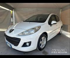 Peugeot 207 1.4 8V 75CV 5p. X Line