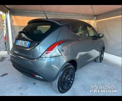 Lancia Ypsilon 0.9 TwinAir 85 CV 5 porte Metano Ec - 18