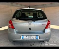 Toyota Yaris 1.0 3 porte Sol - 14