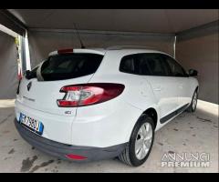 Renault Megane Mégane 1.5 dCi 110CV EDC GT Line - 14