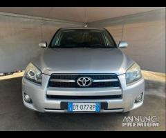 Toyota RAV 4 RAV4 Crossover 2.2 D-Cat 177 CV Luxur