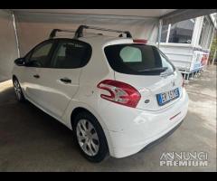 Peugeot 208 1.4 HDi 68 CV 5 porte Active - 17