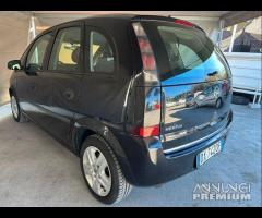 Opel Meriva 1.4 16V Cosmo - 14