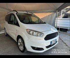 Ford Tourneo Courier 1.5 TDCI 75 CV Titanium