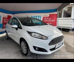 Ford Fiesta 1.0 80CV 5 porte - 2