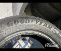 4 gomme 205/60 R16 - 92W. Goodyear Estive 85% 2020 - 5