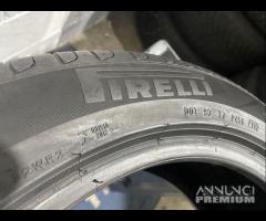 2 gomme 225/50 R18. Pirelli Estive Runflat 90% - 5