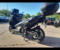 YAMAHA TMAX 560 TECHMAX *INCLUSO PASSAGGIO * RATE