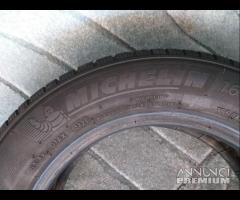 2 GOMME 165 70 14 MICHELIN A142