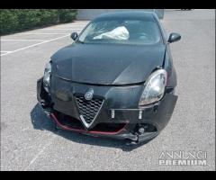 Alfa Romeo Giulietta 2.0 TD 940A4000 Per Ricambi