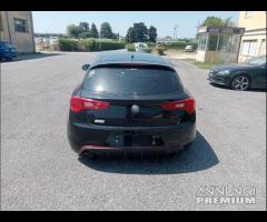 Alfa Romeo Giulietta 2.0 TD 940A4000 Per Ricambi