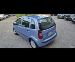 Fiat Idea 1.2 16V BlackLabel - 18