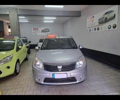 Dacia sandero 1.4 gpl unico prop 2010 - 2