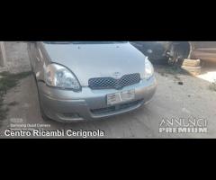 ricambi toyota yaris 2004