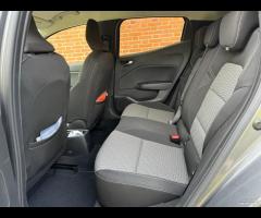 SUBENTRO NOLEGGIO RENAULT CLIO 1.5DCi 100CV - 10