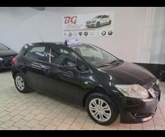 Toyota Auris 1.4 D-4D 5 porte Sol - 1