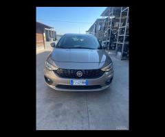 Fiat Tipo 1.3 Mjt S&S 5 porte Easy