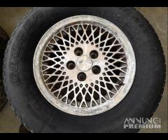 Cerchi In Lega Da 15" Per Jeep Cherokee XJ 1991