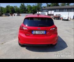 Ford Fiesta 1.5 TDCi 85 CV 3 Van 2021 215000KM - 6