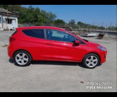 Ford Fiesta 1.5 TDCi 85 CV 3 Van 2021 215000KM - 8