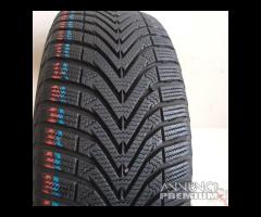 4 GOMME 205 55 16 VREDESTEIN A525