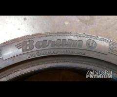 2 gomme 235 40 18 barun a536