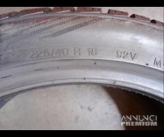 2 gomme 225 40 18 vredestein a2525 - 7