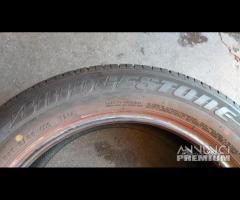 2 gomme 225 55 18 bridgestone A525