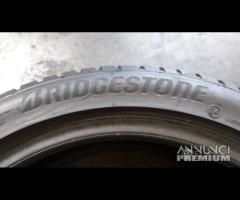 2 gomme 225 45 19 bridgestone a569