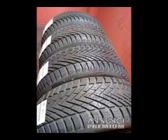 4 gomme 195 45 16 pirelli inv a3127