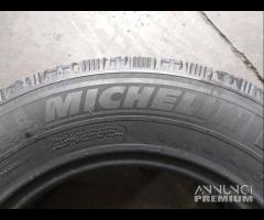 2 gomme 215 70 15c michelin inv a3860