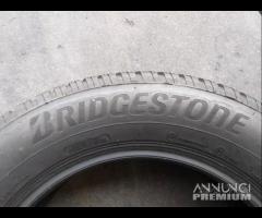 2 gomme 235 65 18 bridgestone inv a3905