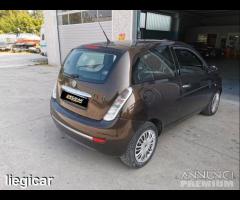 Lancia ypsilon 1.2 neopatentati km veri