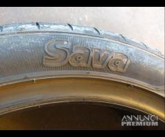 2 gomme 235 45 18 sava a4344