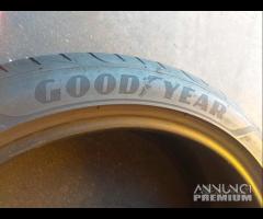 2 gomme 225 45 19 goodyear rft a4401