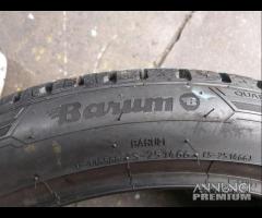 2 GOMME 225 40 18 BARUM A4542 - 5