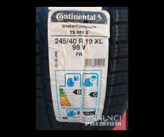 4 GOMME 245 40 19 CONTINENTAL INV A4932