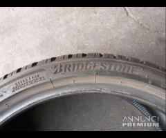 2 GOMME 245 35 20 BRIDGESTONE INV A4981