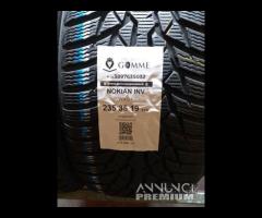 2 GOMME 235 35 19 NOKIAN INV A5062