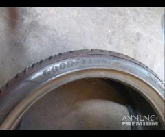 2 GOMME 225 40 18 GOODYEAR A5173 - 5