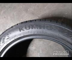 2 GOMME 245 45 18 KUMHO RFT A5170