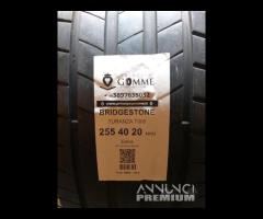 2 GOMME 255 40 20 BRIDGESTONE A5498