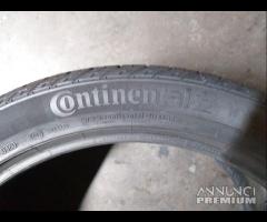 2 GOMME 285 40 22 CONTINENTAL A5516