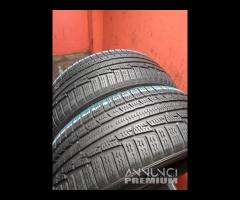 2 GOMME 215 50 17 NOKIAN INV A5778